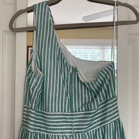 Francesca’s Collections Jada Striped One Shoulder Midi Dress - Picture 9 of 11